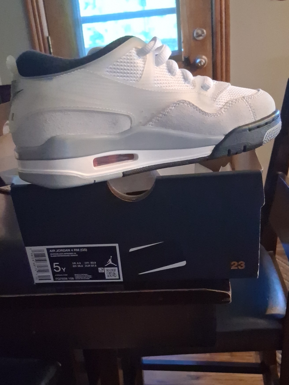 Jordan Low-Top Sneaker in White and Gray with Black Lining